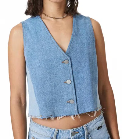 Mavi Peony Denim Vest In Blocking Denim In Blue