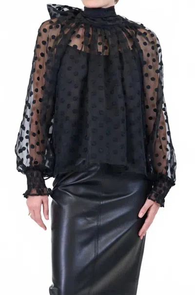 Hunter Camilla Blouse - Petite In Black In Black