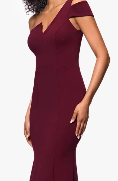 Betsy & Adam One-shoulder Scuba Crepe Gown In Burgundy