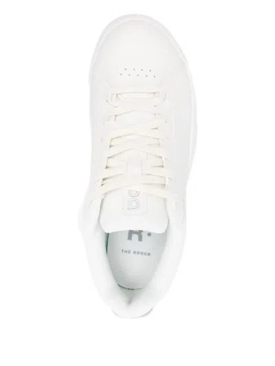 On Running The Roger Advantage Lace-up Sneakers In White