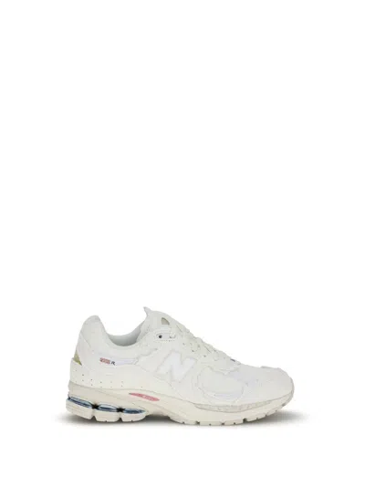 New Balance Low Top Sneakers With Mesh Panels And Rubber Outsole In White