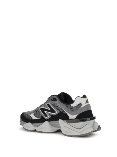 New Balance Low Top Sneakers With Mesh Upper And Rubber Sole In Black