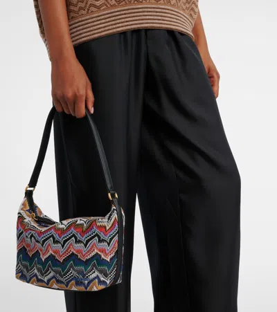 ZIGZAG锯齿图案皮革边饰单肩包