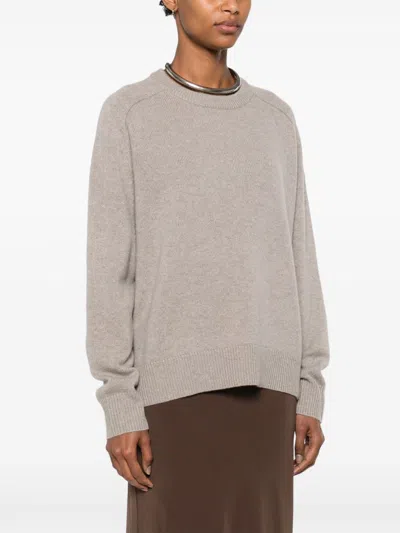 Soft Goat Cashmere Boyfriend Crewneck Jumper In Brown