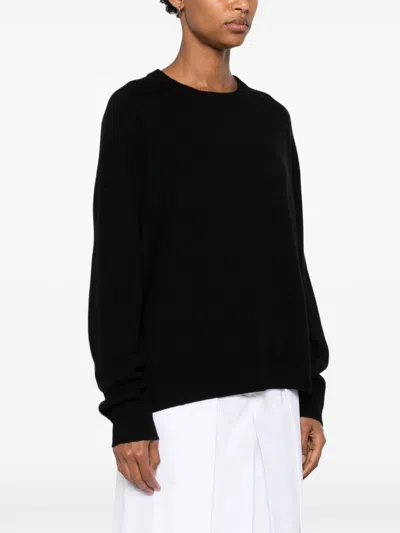 Soft Goat Cashmere Boyfriend Crewneck Jumper In Black