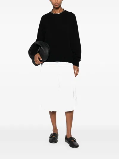 Soft Goat Cashmere Boyfriend Crewneck Jumper In Black