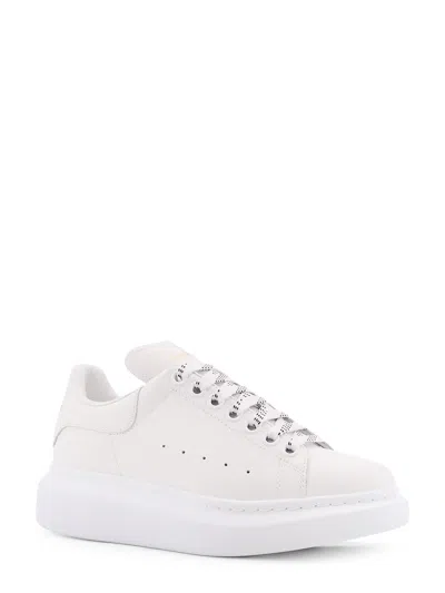 Alexander Mcqueen Women Leather Upper And Rubber Sole Sneaker In White