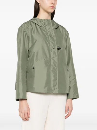 Fay Short Water-repellent Parka With Iconic Gancio In Green