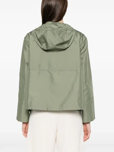 Fay Short Water-repellent Parka With Iconic Gancio In Green
