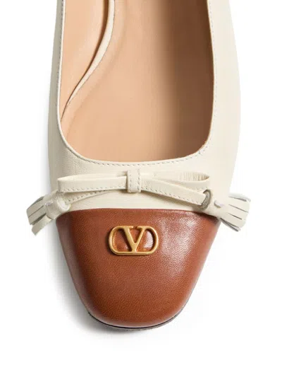 Valentino Leather Vlogo Signature Ballerinas In Neutral