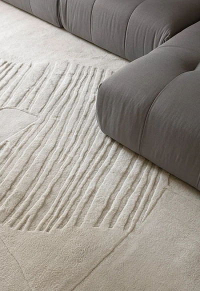 Layered Artisan Guild Bone White 9'10" X 13'1"