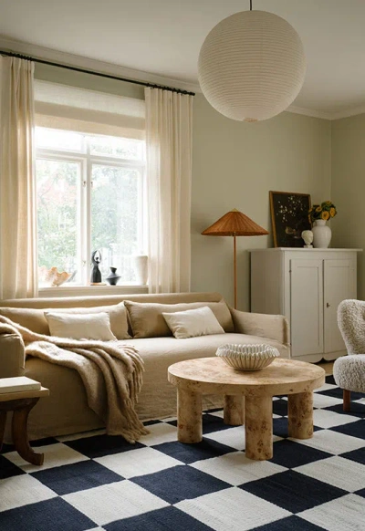 Layered Chess Black And White 6'7" X 9'10"