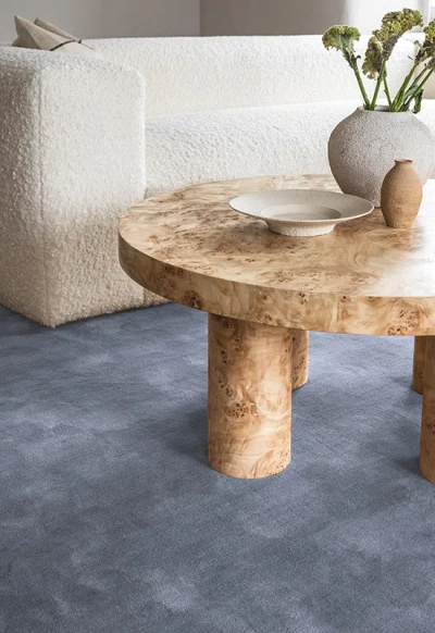 Layered Classic Solid Wool Sky Blue 9'10" X 13'1"