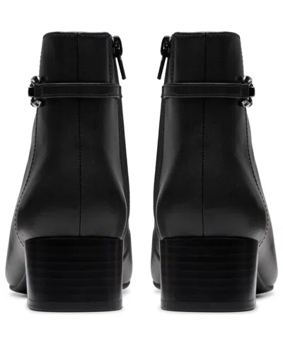 Clarks Iridessa Air In Black