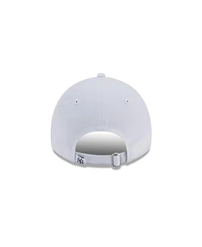 New Era Women's White New York Yankees Team Fan 9twenty Adjustable Hat In White