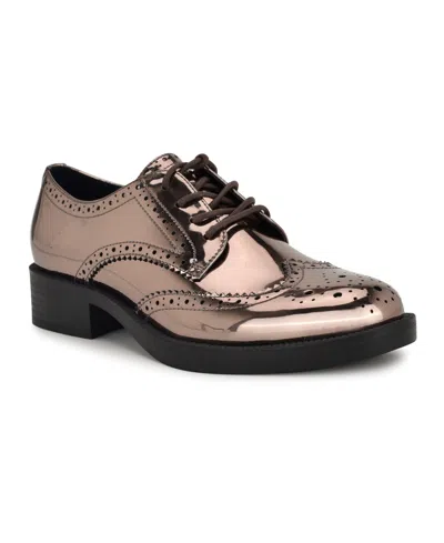 Nine West Women's Studey Lace-up Wingtip Oxford Shoes In Metallic
