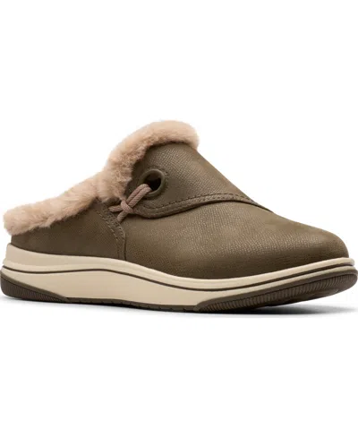 Clarks Wide Width Breeze Myth Slipon In Green