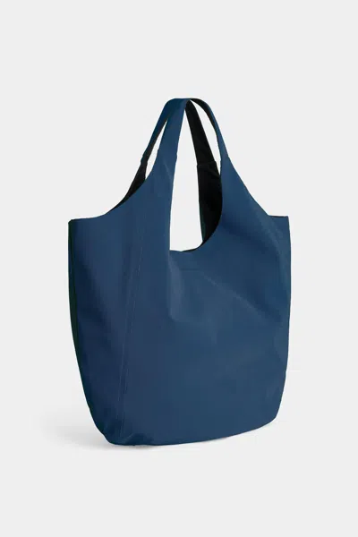 Stutterheim Svea Puffer Bag Matte In Blue