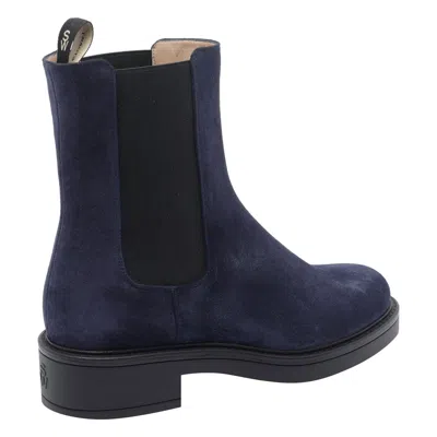 Stuart Weitzman Suede Ankle Boots Featuring Block Heel In Blue