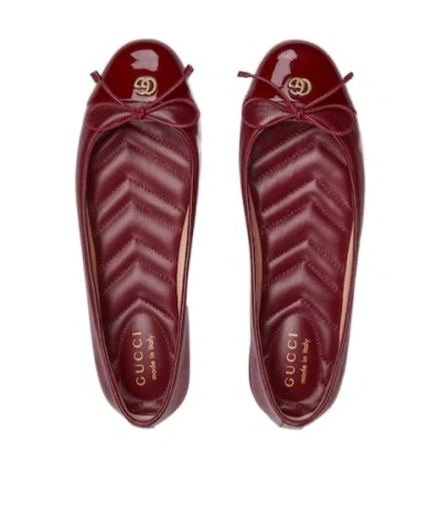 Gucci Women Leather Ballerinas With Patent Leather Details In Burgundy
