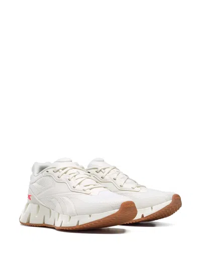 Reebok Zig Dynamica 4 Sneakers In White