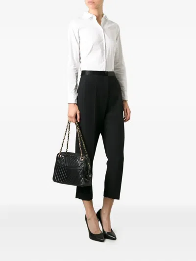 Pre-owned Chanel Quilted Shoulder Bag In Black