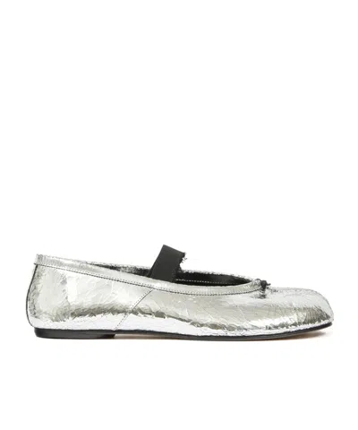 Maison Margiela Tabi Split-toe Metallic Cracked-leather Ballet Flats In Silver