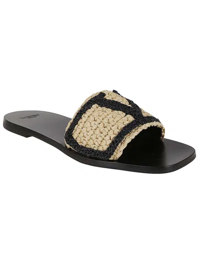 Valentino Women's Slide Vg Viva Superstar T. 05 In Black