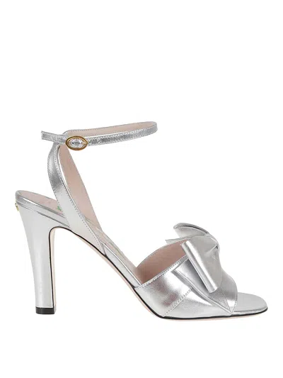 Valentino Garavani Bowow Sandal In Laminated Nappa 95mm Woman Silver 40 In Neutral