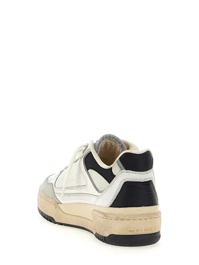 Golden Goose Forty2 Leather Sneakers With Black Star And Heel Tab In White