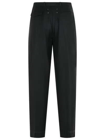 Maison Margiela Wool Trousers With Pockets And Pleats In Black