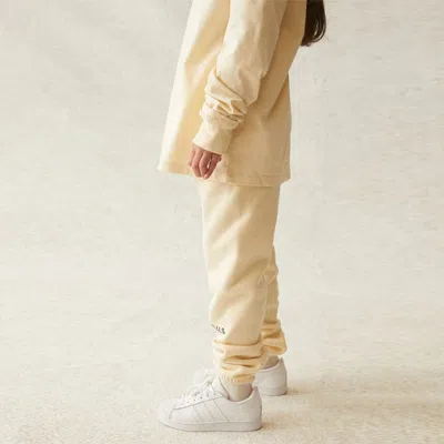 Essentials (gs) Fear Of God  Ss21 Sweatpant Buttercream/cream In Multi