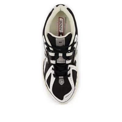 New Balance Unisex 1906r Sneakers In Multi