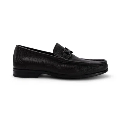 Ferragamo Gandioso Pebbled Moccasin With Gancini Ornament In Black Leather