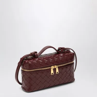 Bottega Veneta Bordeaux Vanity Case With Intrecciato Motiv In Leather Woman In Red