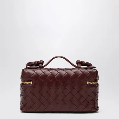 Bottega Veneta Bordeaux Vanity Case With Intrecciato Motiv In Leather Woman In Red