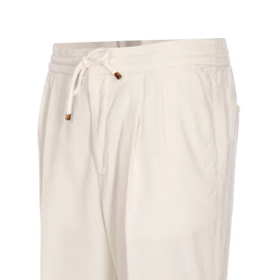 Brunello Cucinelli Men Leisure Fit Trousers In Ribbed Velvet With Drawstring And Double Pince In Neutral
