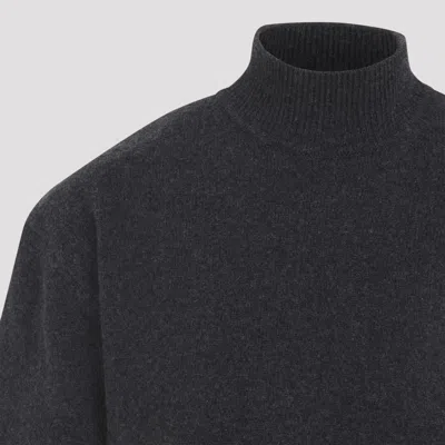 Jacquemus Castagna Knitted Short-sleeved Sweater In Black