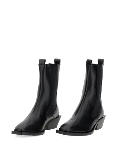 Aeyde Elegant Leather Ankle Boots For Women In Black