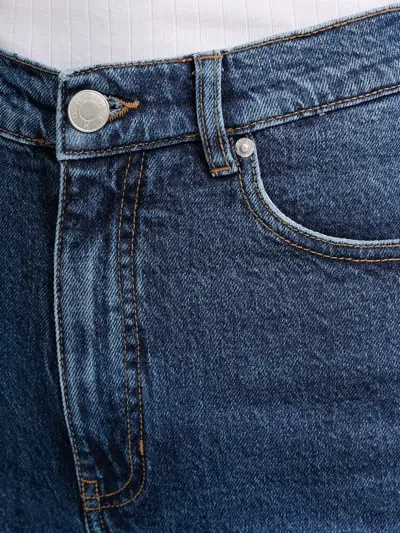 高腰阔腿牛仔裤