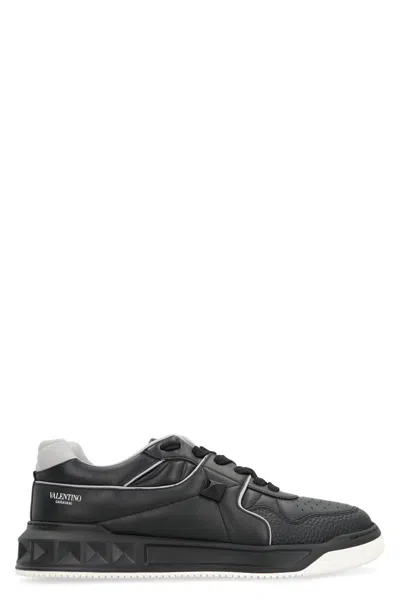 Valentino Garavani One Stud Sneaker In Nappa Leather In Black