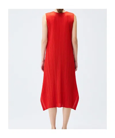 Issey Miyake Womens Bright Red Sleeveless Pleated Knitted Midi Dress In Orange
