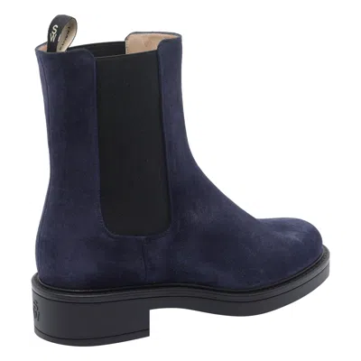 Stuart Weitzman Suede Ankle Boots Featuring Block Heel In Blue