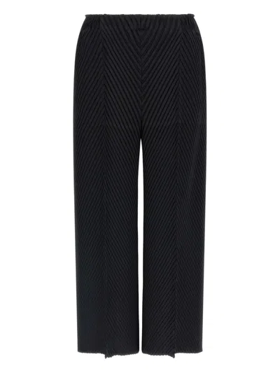 Issey Miyake Chevron-pleating Trousers In Black