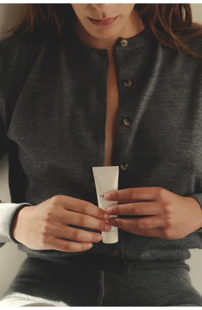 Evolvetogether Hydrating Hand Cream 3-piece Discovery Set In Transparent