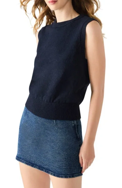 Steve Madden Jeane Sweater Vest In Blue