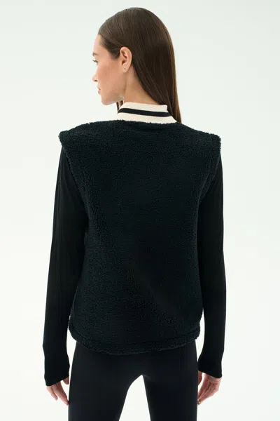 Splits59 Aster Sherpa Vest In Black