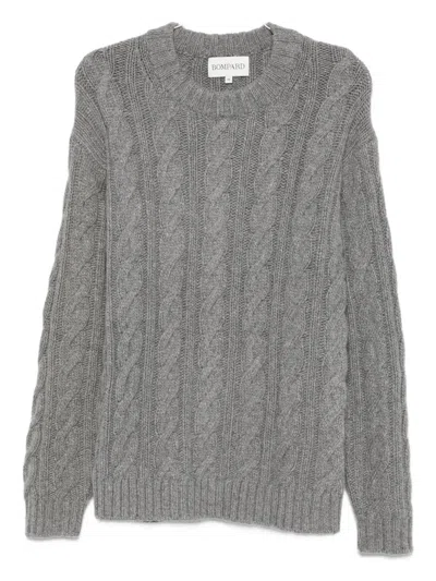 粗绞花针织圆领毛衣