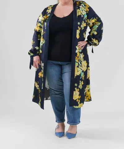 Maree Pour Toi Printed Floral Long Sleeve Duster - Plus In Navy In Multi