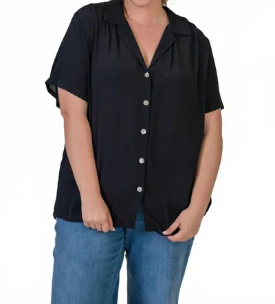 Karen Kane Button Down Short Sleeve Camp Shirt - Plus In Black In Black
